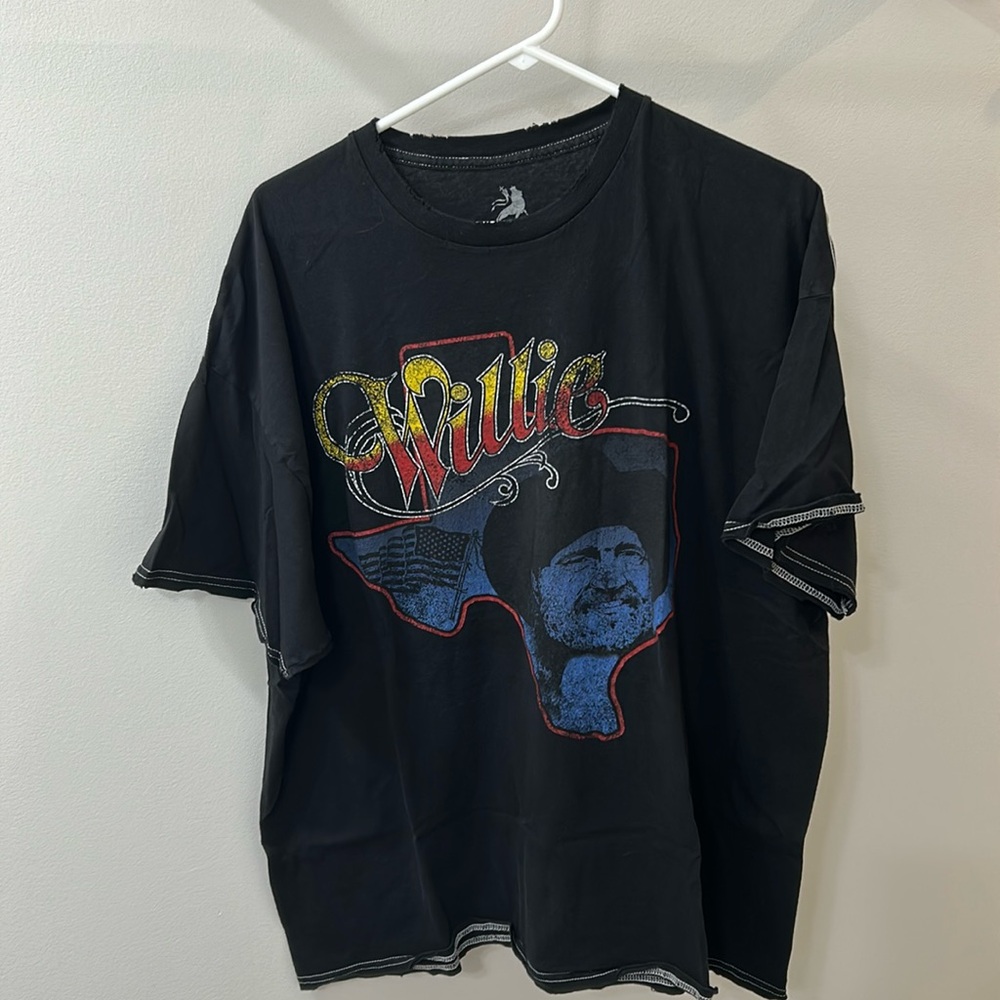 Willie Nelson Graphic Tee